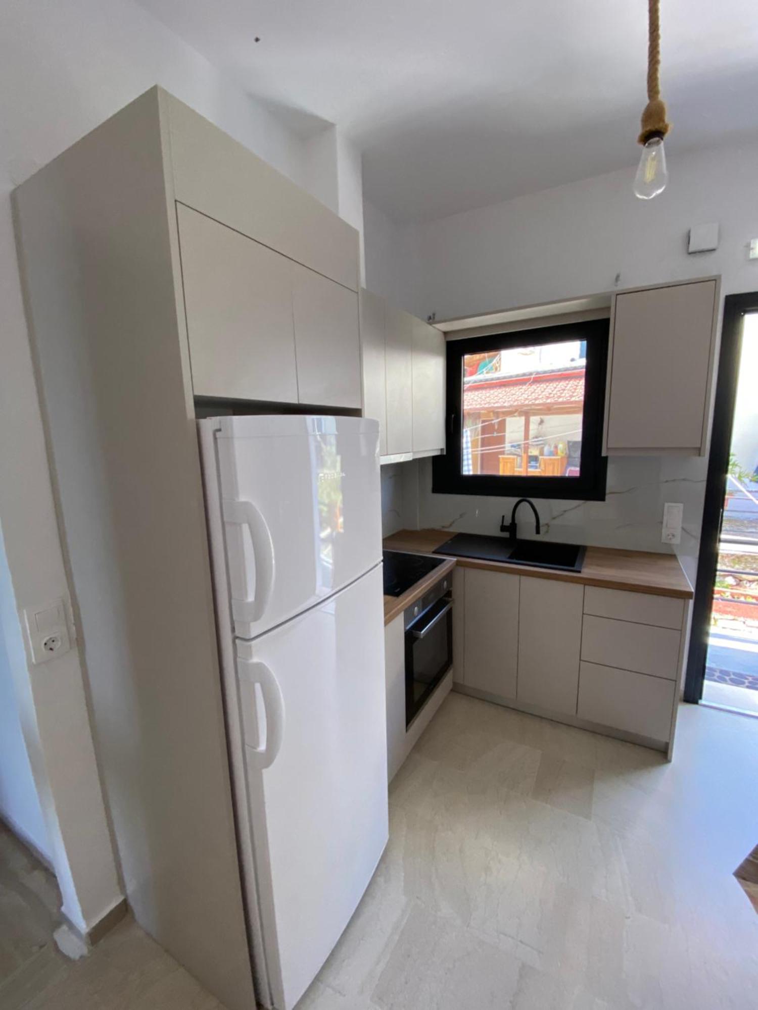 בארבאטי Akrogiali Apartments מראה חיצוני תמונה